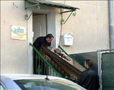 Worker kills sausage factory boss then hands himself in