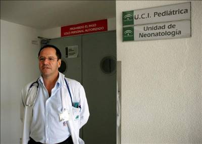 Neonatal unit closed after pneumonia bacteria detected