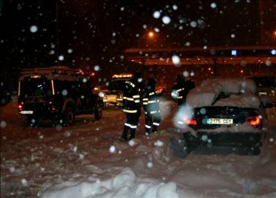 Soldiers rescue 120 motorists trapped in blizzard