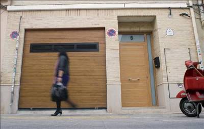 Two Spaniards missing after Egyptian dive boat sinks