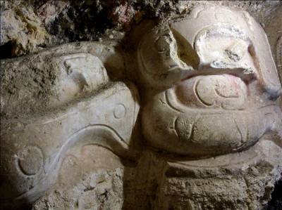Valencian archaeologists find Mayan figurehead in Guatemala