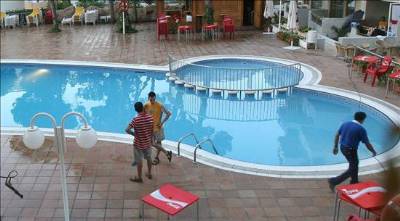 Unfenced pools blamed for 95% of child drownings