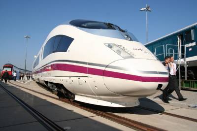 RENFE staff on strike