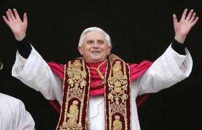 Ten Spaniards among candidates to replace Pope Benedict XVI