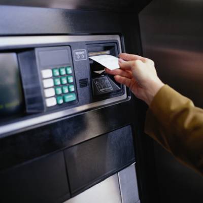 Bank customers withdraw hundreds of euros amid cashpoint malfunction rumours