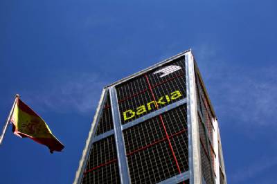 Bankia's Menorca customers will have to sail to Mallorca to visit their 'local' branch