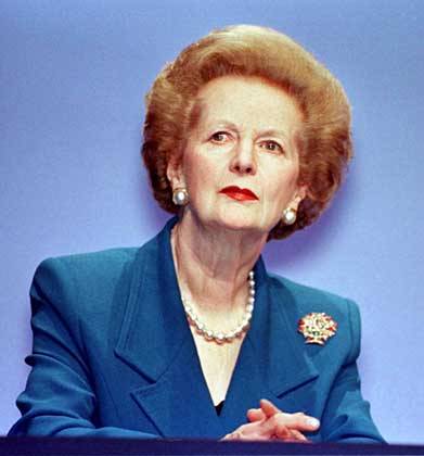 Sara Montiel and Margaret Thatcher: Two women who shook up their establishments pass away today