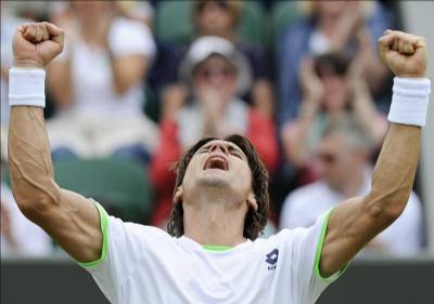 Ferrer and Verdasco into Wimbledon quarter-finals
