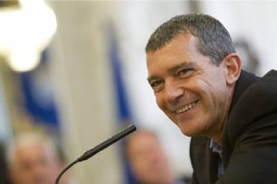 Antonio Banderas to play Picasso in Civil War film by Carlos Saura