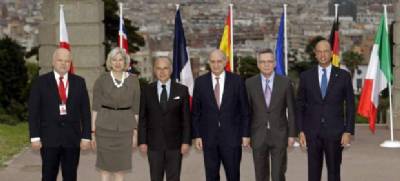 Islamic terrorism 'training' in war zones 'becoming greater threat', says Spain's interior minister