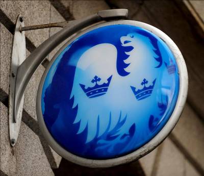 CaixaBank to buy out Barclays in Spain