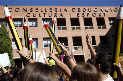Strikes, protests, lock-ins and human chains in schools this week