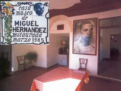 Poet Miguel Hernández and his wife 'share' a museum in Jaén