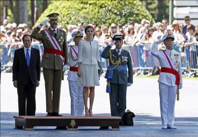 Felipe VI's first Armed Forces day as King