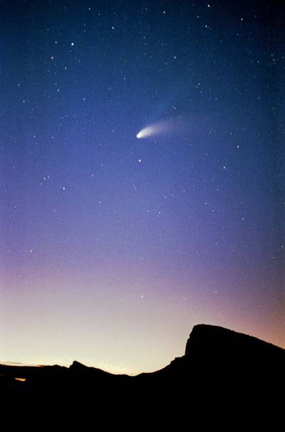 Comet explodes over Cuenca, Málaga and Cádiz