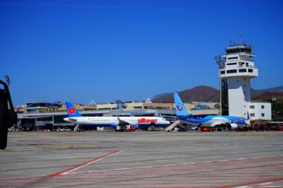 Storms divert flights from Tenerife and Lanzarote to Gran Canaria