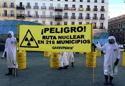 Greenpeace demonstrates over Cuenca province nuclear waste plant plans
