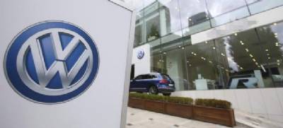 Spanish Volkswagen manufacturers 'did not fit rogue software' to mask emissions, government claims