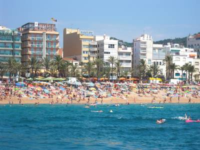 Spanish holiday deals in UK sold out as Brits put off by terror attacks elsewhere