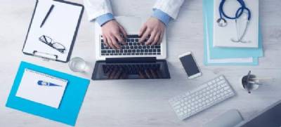 'Dr Google' consulted by 60% of patients in Spain, and medics are divided over whether it's actually a bad thing