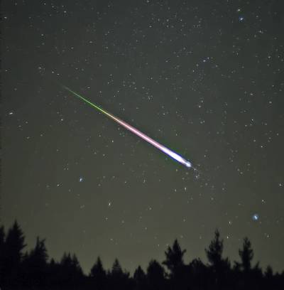 Fireball seen in skies above Murcia, Andalucía and central Spain