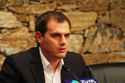Ciudadanos gives PP until Saturday night to agree terms – or no deal