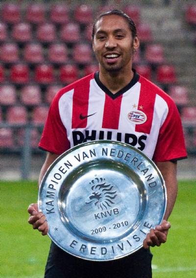 PSV Eindhoven MD claims Spanish reporters 'tried to bribe fans to riot' during Atlético match