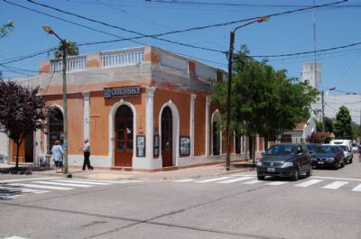 Spanish businessman, 67, found dead in Argentina; son-in-law gives himself up to police