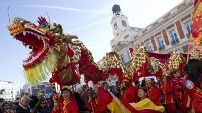 Chinese community in Madrid starts the Year of the Rooster with 17 days of celebrations 