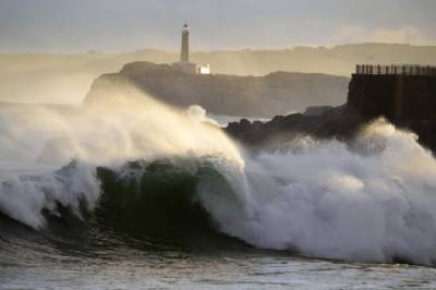 High winds and rain batter Spain and force cancellation of Celta de Vigo vs Real Madrid match