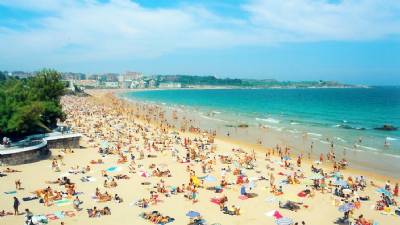 Spaniards travelled more in 2016 and spent higher sums on their holidays