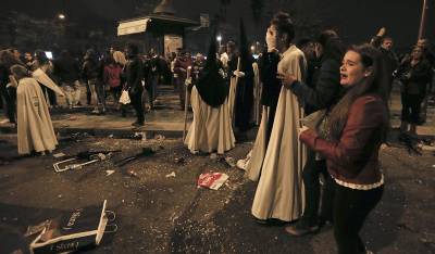 Sevilla Good Friday dawn parade marred by deliberate stampede: Eight arrested and 17 injured