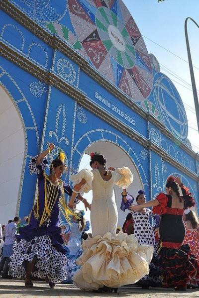 Sevilla's April Fair brings colour, music, fun and 'flamenco' to the streets for a week