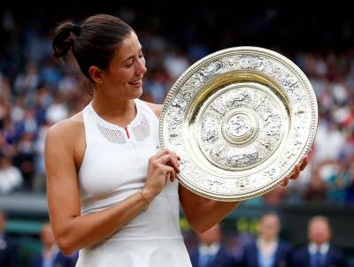 Spanish Wimbledon victory: Garbiñe Muguruza beats Venus Williams in straight sets