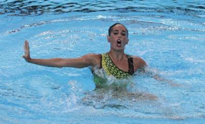 Ona Carbonell nets silver in world swimming championships – first medal of the competition for Spain