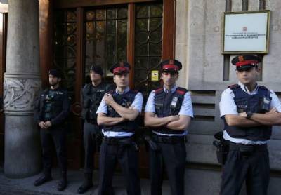 Catalunya key politicians arrested over referendum