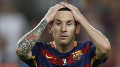 Messi signs with Barça until 2021 with €700m 'anti-PSG clause'