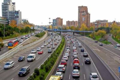  Traffic police predict 6.7 million car journeys over Constitution holiday