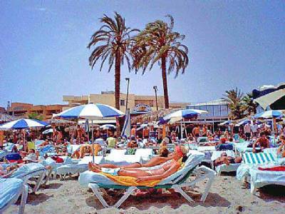 Foreign tourist spending in Spain up 12.9% in 2017