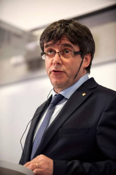 Puigdemont: “Catalunya is as important as Brexit for EU”