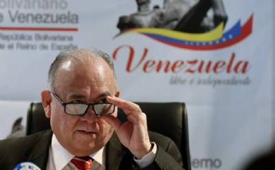 Venezuela and Spain sack each other's ambassadors