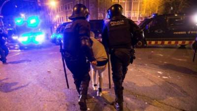 Riots in Catalunya over Puigdemont's arrest