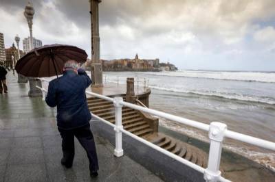Wintery weather forecast puts damper on Easter tourism