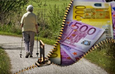 Rajoy agrees pension increase in exchange for budget support