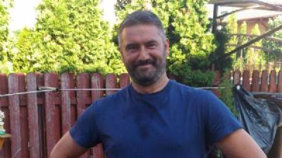 Policeman reunites homeless man with family after 10-year absence