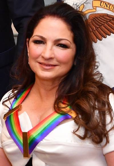 Gloria Estefan awarded Gold Medal for Fine Arts