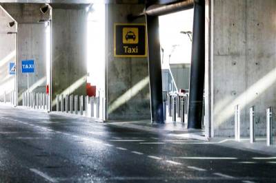 Taxi drivers' strike spreads across Spain