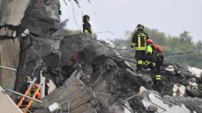 Spanish tourists escape Genoa bridge tragedy by seconds