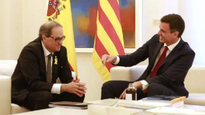 Pedro Sánchez and Quim Torra agree to 'dialogue' and 'negotiation'