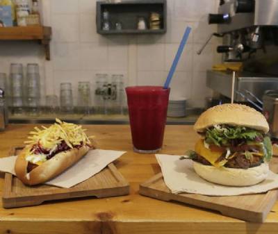 Can you live in Spain AND be vegan? Apparently so...